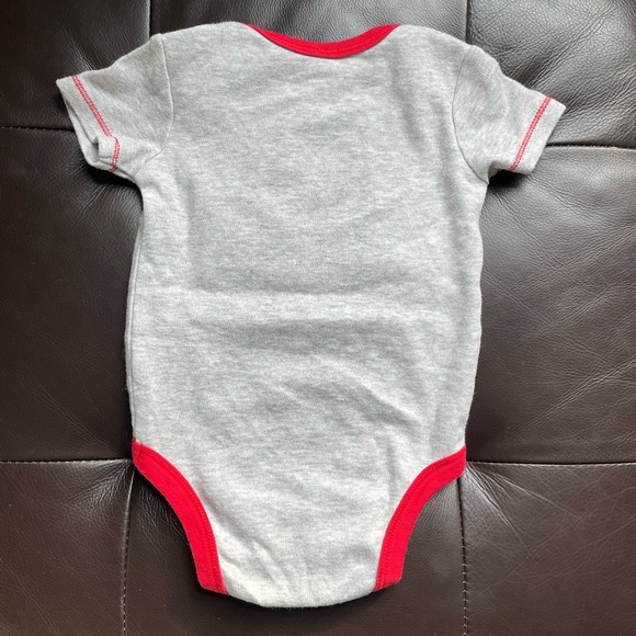 Peanuts Snoopy Joe Cool Short Sleeve Onesie - Picture 3 of 3